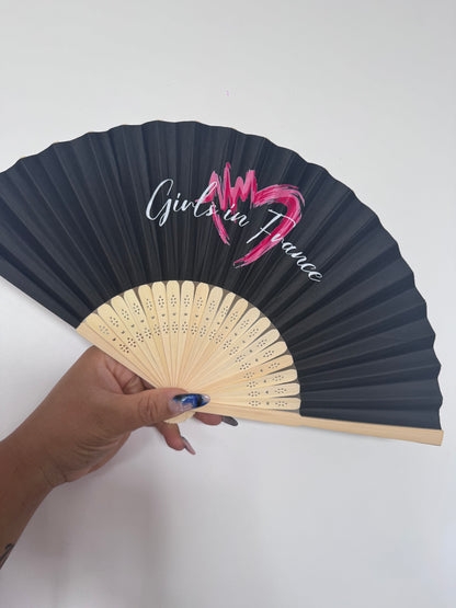 Éventail Girls in France